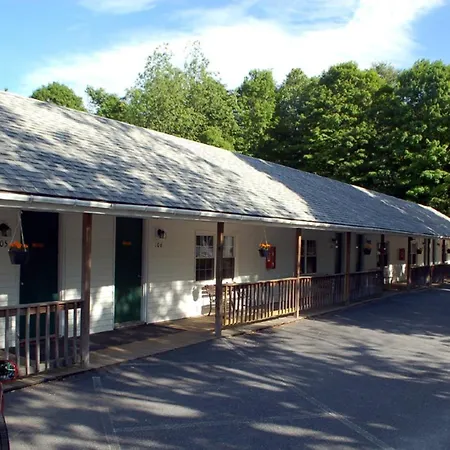 Maple Leaf Motel